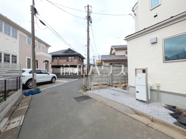 接道状況および現場風景　【練馬区平和台３丁目】