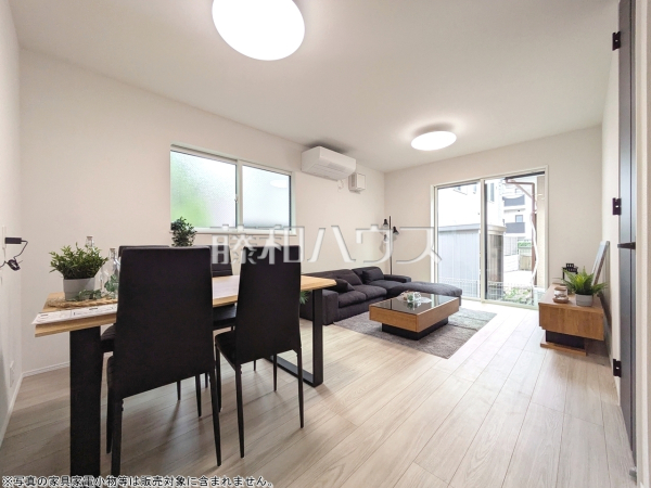 2号棟　リビング　【練馬区平和台３丁目】