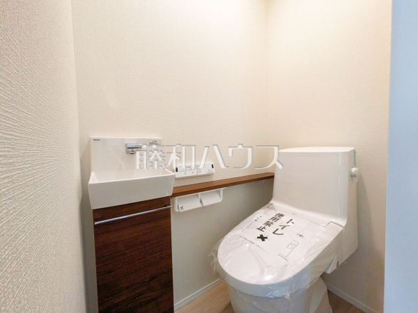 2号棟　トイレ　【練馬区平和台３丁目】