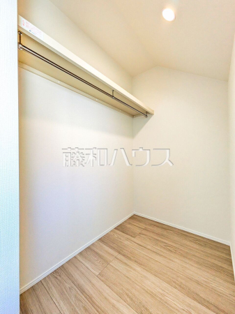 2号棟　収納　【練馬区平和台３丁目】