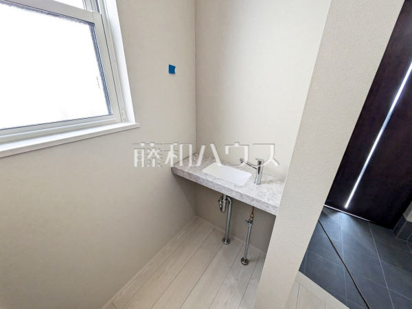 3号棟　玄関手洗い場　【福岡市西区小戸３丁目】