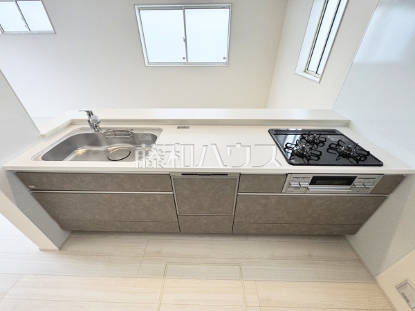 1号棟　キッチン　【沖縄市美里仲原町】