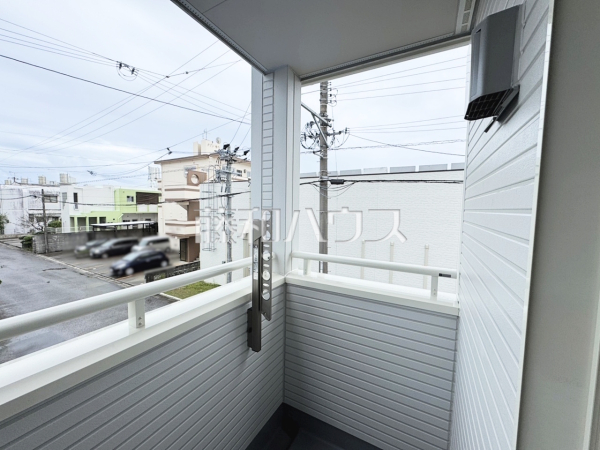 1号棟　バルコニー　【沖縄市美里仲原町】