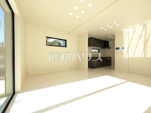 4号棟　リビング　【杉並区浜田山１丁目】