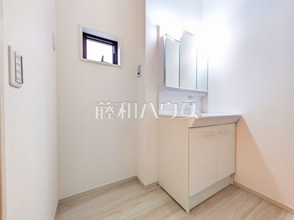 2号棟　洗面室　【八王子市鹿島】