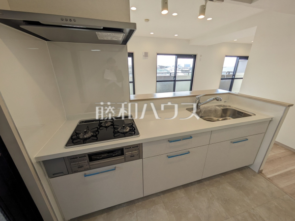 キッチン　【グローリアス春日井六軒屋町】