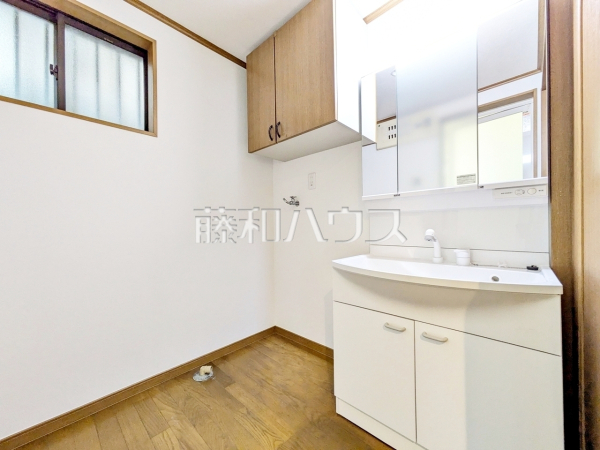 洗面室　【新座市栗原６丁目】