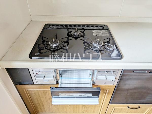 キッチンコンロ　【新座市栗原６丁目】