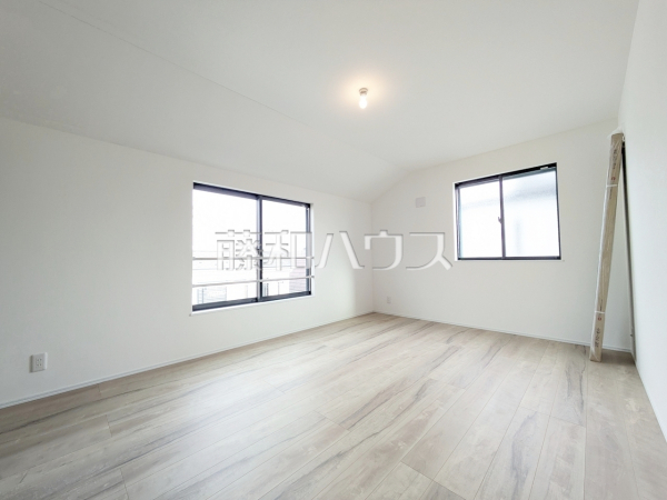 居室　【練馬区貫井５丁目】