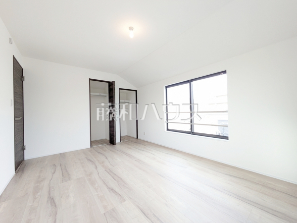 居室　【練馬区貫井５丁目】