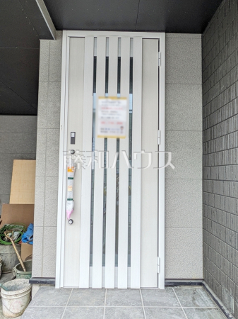 玄関　【練馬区貫井５丁目】