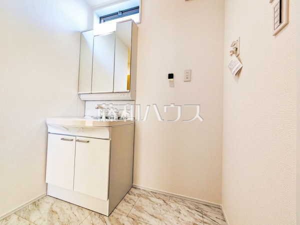 洗面室　【八王子市東浅川町】