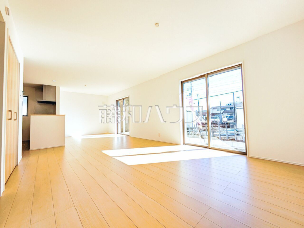 リビング　【八王子市東浅川町】