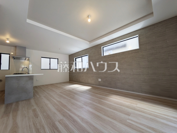 1号棟　リビング　【調布市緑ケ丘１丁目】