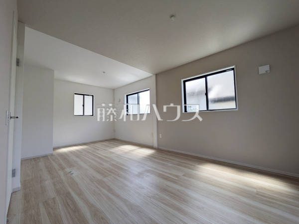 1号棟　居室　【調布市緑ケ丘１丁目】