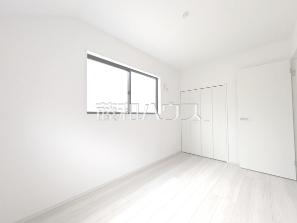 2号棟　居室　【調布市緑ケ丘１丁目】