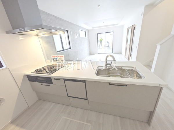 2号棟　キッチン　【調布市緑ケ丘１丁目】