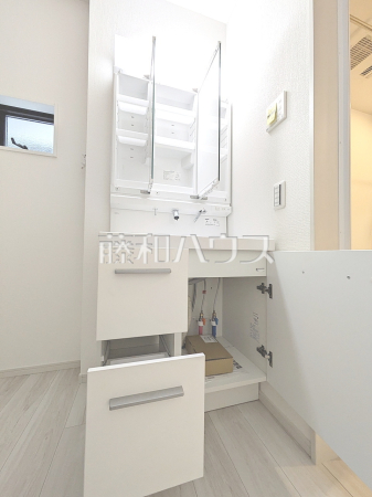 2号棟　洗面室　【調布市緑ケ丘１丁目】