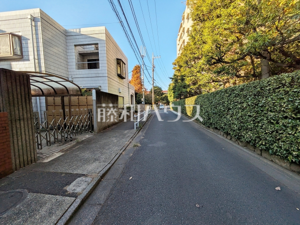接道状況および現場風景　【世田谷区祖師谷３丁目】