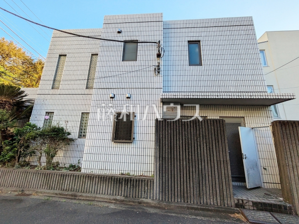 現地写真（現況：古屋有り）　【世田谷区祖師谷３丁目】