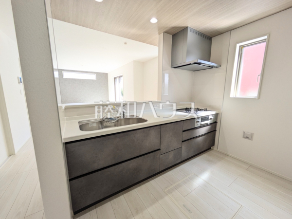 4号棟　キッチン　【富士見市水谷東１丁目】