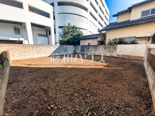 現地写真　【東久留米市本町３丁目】 見学はしたいけど、なかなか時間が取れない・・・そんな方に出勤前や仕事終わりにマイホームを見学できるサポートをいたします。 