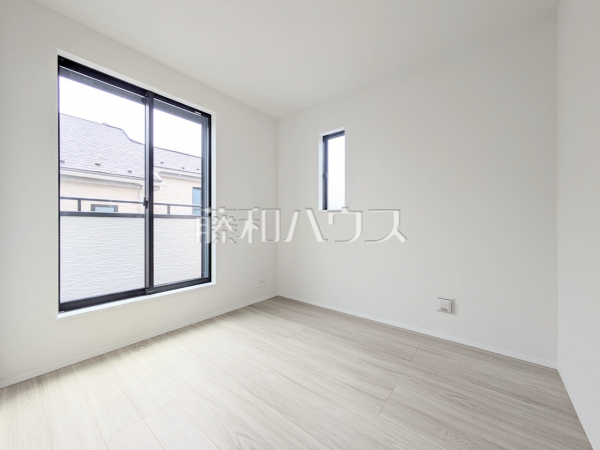 B号棟　居室　【東村山市秋津町３丁目】