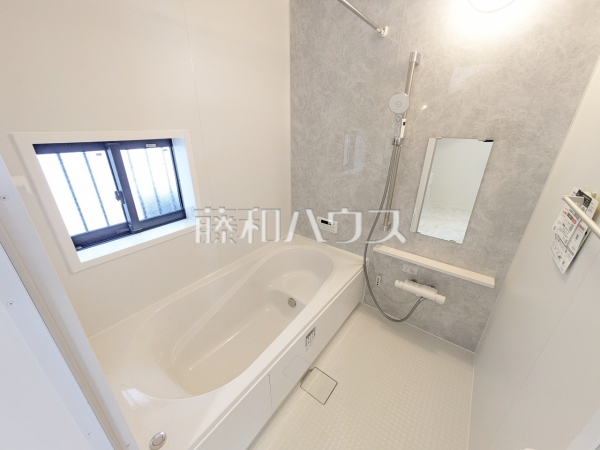 B号棟　浴室　【東村山市秋津町３丁目】