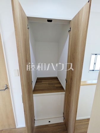 収納　【東村山市恩多町５丁目】