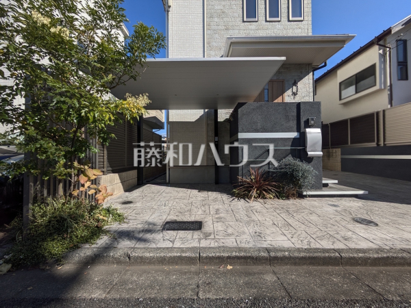 駐輪場／カースペース　【東村山市恩多町５丁目】　カースペースだけでなく、屋根付きの駐輪場もございます！