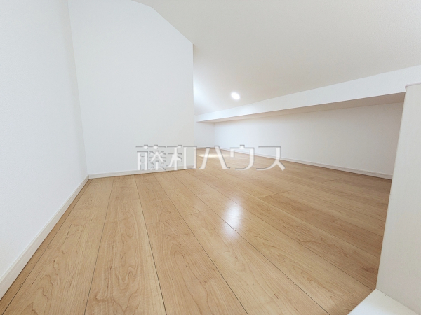 ロフト　【東村山市恩多町５丁目】