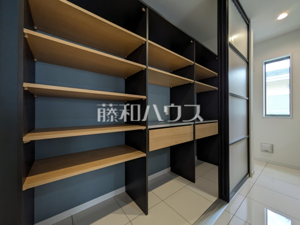 B号棟　キッチン収納　【杉並区下井草３丁目】