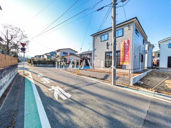 接道状況および現場風景　【八王子市めじろ台４丁目】