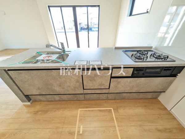 2号棟　キッチン　【八王子市めじろ台４丁目】