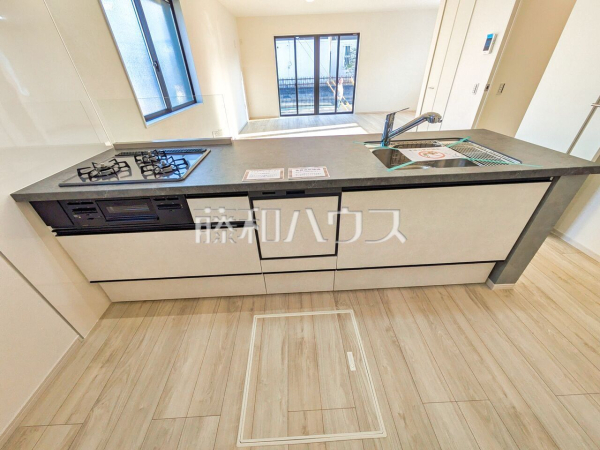 3号棟　キッチン　【八王子市めじろ台４丁目】