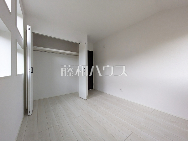 居室　【富士見市渡戸１丁目】