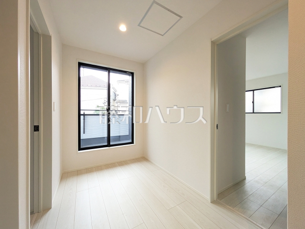 2階廊下　【富士見市渡戸１丁目】
