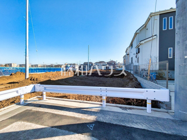 現場風景　　【清瀬市下宿１丁目】 周辺環境はもちろん、日当たりや設備仕様など、実際に行ってみないと分からないことも多くございます。営業担当がご案内いたしますので、お気軽にお問い合わせください。 