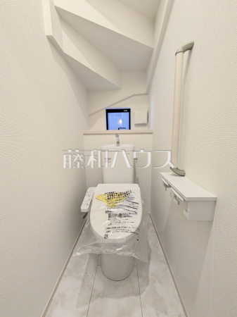 A号棟　トイレ　【東村山市富士見町３丁目】