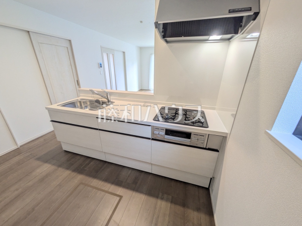 B号棟　キッチン　【東村山市富士見町３丁目】