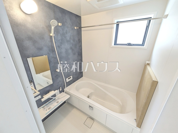 2号棟　浴室　【岩倉市宮前町１丁目】