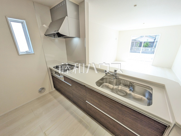 3号棟　キッチン　【岩倉市宮前町１丁目】