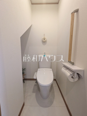 トイレ　【東村山市本町３丁目】