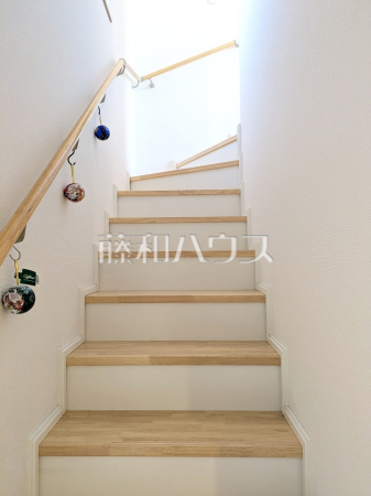 階段　【東村山市本町３丁目】