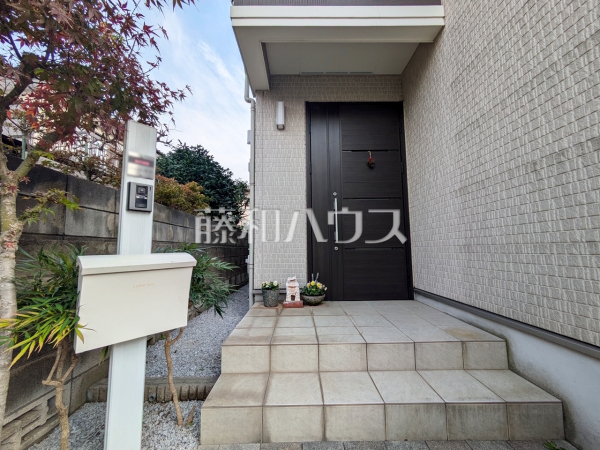 玄関　【東村山市本町３丁目】