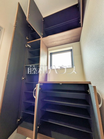 2号棟　収納　【所沢市大字山口】