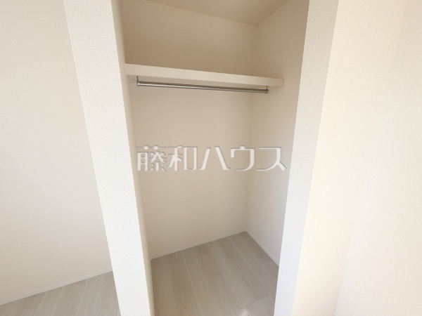 2号棟　ウォークインクローゼット　【岩倉市鈴井町中島】