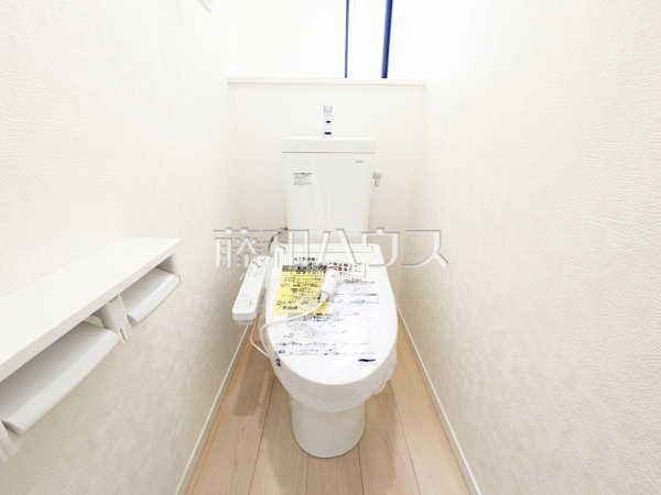 2号棟　トイレ　【富士見市水谷東１丁目】