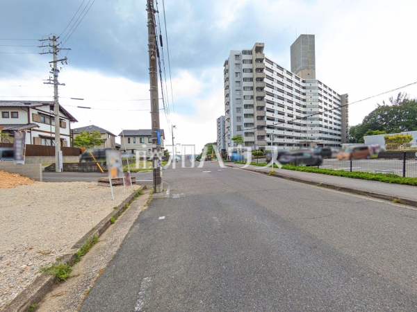 接道状況および現場風景　【春日井市高座台３丁目】