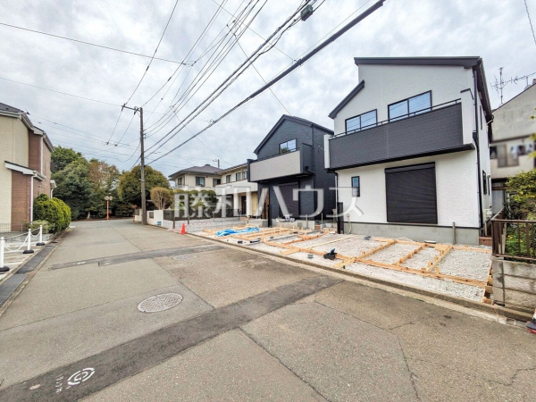 接道状況および現場風景　【西東京市向台町４丁目】 平日のご案内も可能です。まずはお気軽にお問合せ下さいませ。 